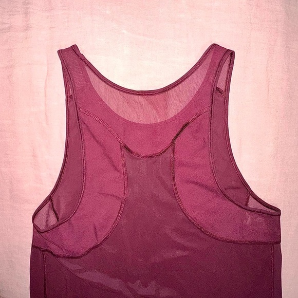 Lululemon burgundy top - Size S - Picture 5 of 5